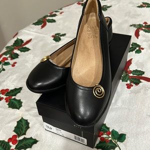 Naturalizer Black Leather Ballet Flats with Gold Accent